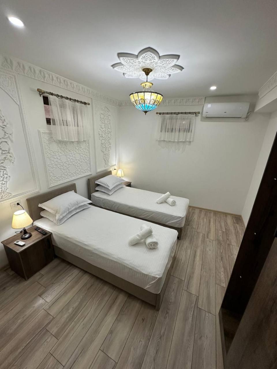 Everland Guest House Buhara Exterior foto