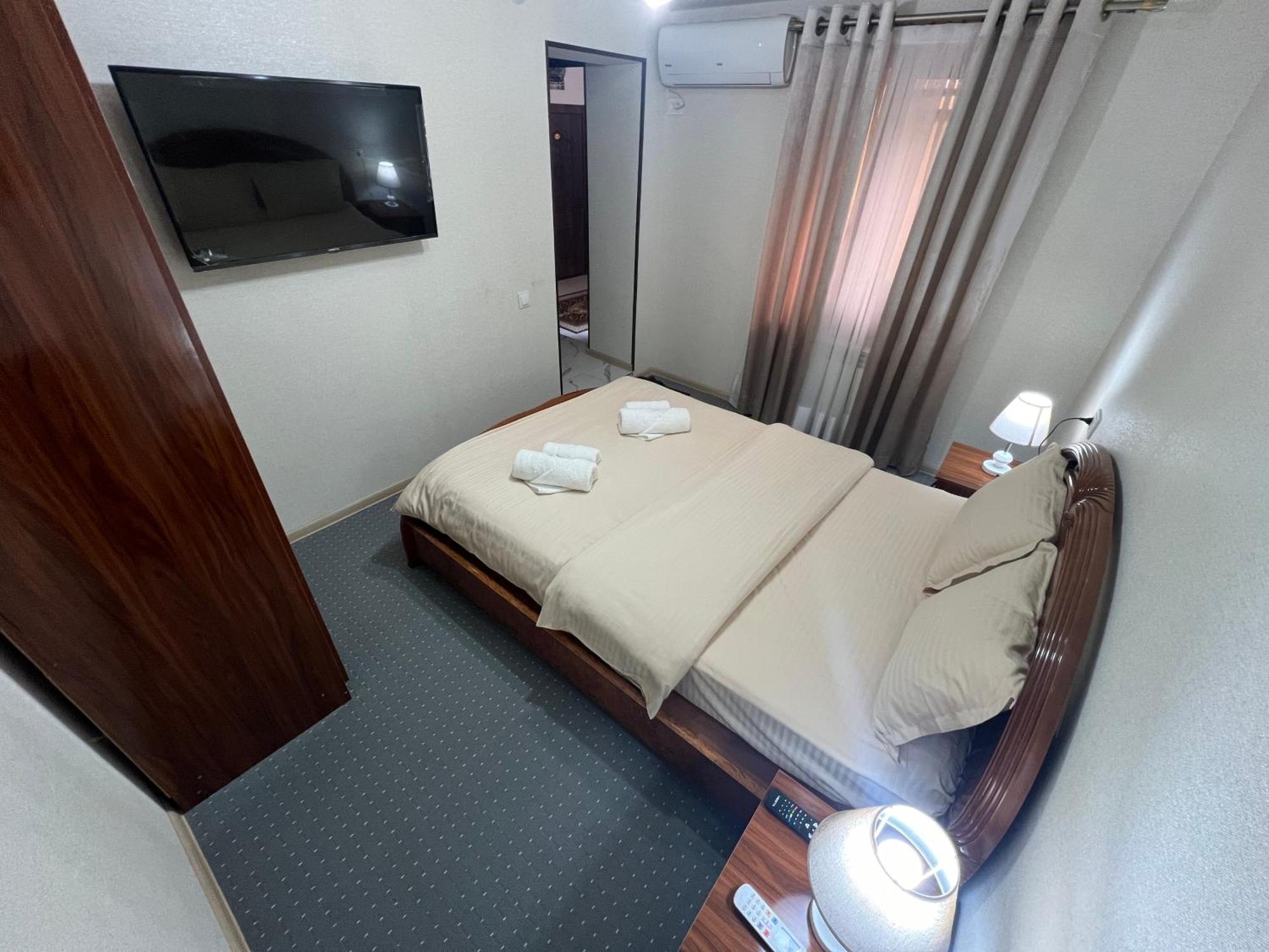 Everland Guest House Buhara Exterior foto
