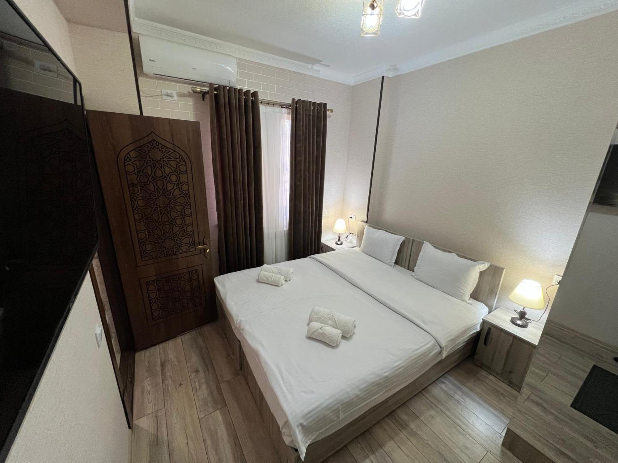 Everland Guest House Buhara Exterior foto