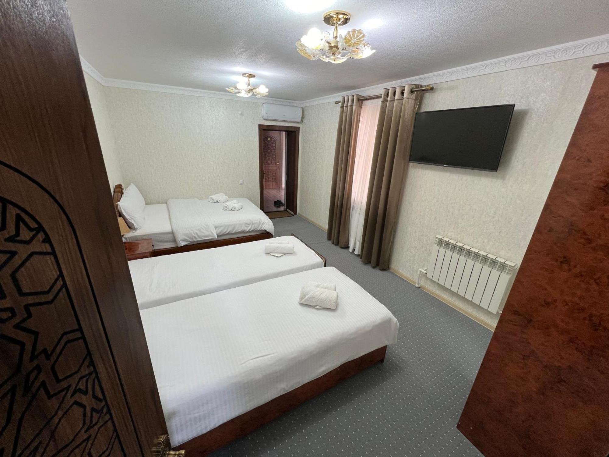 Everland Guest House Buhara Exterior foto
